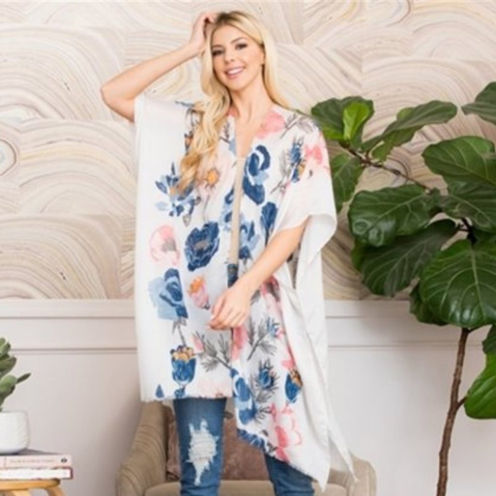 LAST ONE!! ๐ Floral Kimono - Picture 4 of 4